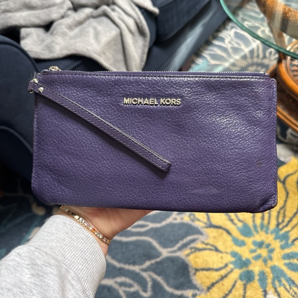 Michael Kors Handbags - Michael Kors Purple Wristlet Clutch